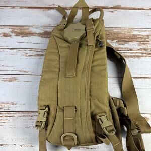 USMC Tactical SOURCE 3L / 100oz Hydration System Pack Tan Coyote Brown